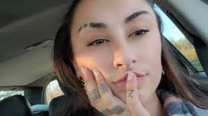 Gena Holley's Instagram, Twitter & Facebook