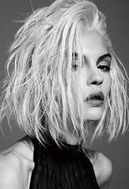 See more ideas about messy, wet, best cleaning products. Try A Wet And Tousled Look Wet Look Hair Short Platinum Blonde Hair Hair Photography
