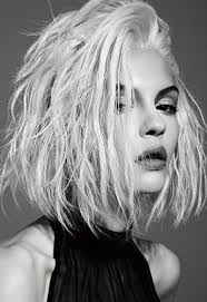 Messy and sticky high heels. Try A Wet And Tousled Look Wet Look Hair Short Platinum Blonde Hair Hair Photography