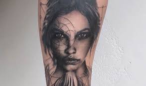 Some of his work is based on found photos, however, the artist gives his spin and puts the most amount of detail on each portrait. The 25 Best Tattoo Parlours In Europe Big 7 Travel
