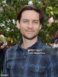 Oxygenetix Brand Ambassador and singer Cat Lane and Connor Cruise... News  Photo