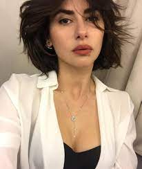 Nesrin cavadzade, 30 temmuz 1982'de bakü'de doğmuş, azerbaycan asıllı türk dizi ve sinema oyuncusu. Nesrin Cavadzade Kimdir Kac Yasinda Boyu Kilosu Kac Nereli