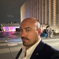 Stephen Dow (@fud72)