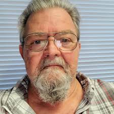 Hi, I'm John. I'm seriously thinking about an electric tricycle. 76 years  old. All advice is welcome. Thank you.