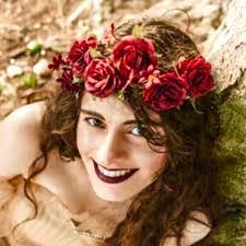 Clarissa Mclaughlin's Instagram, Twitter & Facebook