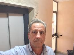 Sono omonimo dell'uomo morto mentre ballava al Poetto, la banca stava per  bloccarmi il conto"