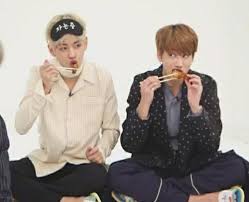 Jungkook declined, telling v that he speaks formally to everyone who is older than him. Pin By Kimarmy95 On Bts Funny Taekook Vkook Taekook Jungkook Jimin V