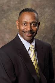 Anders names Auburn's 2020 Lamplighter award recipients