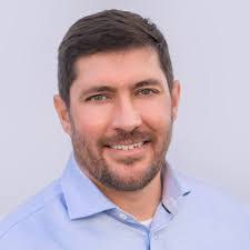 Ryan Owings's Instagram, Twitter & Facebook