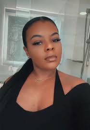 Essence Nicole Loses