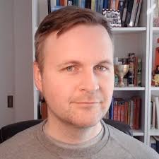 Super excited to announce that I have recently started a new role within  Amazon, hence joining the Brand Management team at Amazon Fashion Luxury  Stores!