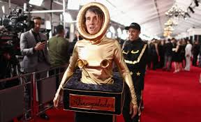 Harry styles charts on twitter. Grammy Awards 2019 Who Wore Best And Worst Outfits For The Event