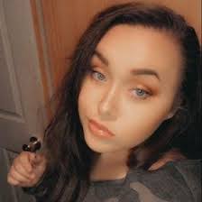 Kaitlyn Lantz's Instagram, Twitter & Facebook