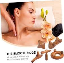 Fomiyes Triangular Massage Device