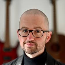 Vineet James's Instagram, Twitter & Facebook