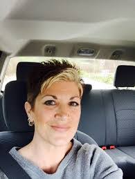 Shelley Horner's Instagram, Twitter & Facebook