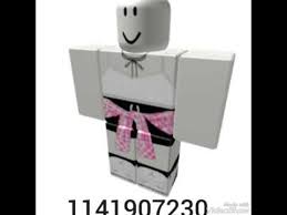 Roblox hat ids is a list of id codes of roblox hat. Roblox Girl Clothes Id Codes Youtube