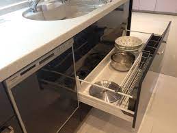 Though this japanese kitchen appears to be quite crowded at first glance, you'll be amazed when you see just how much food and cooking items can actually fit in the small area. Under Counter Drawer Japanese Kitchen Kitchen Kitchen Appliances