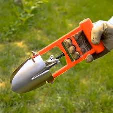 The Dirt Snatcher Garden Digging Tool By Ruppert Garden Tools Video Video Garden Tools Garden Digging Tools Garden Projects