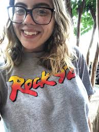 Holly (@hollyrock92)