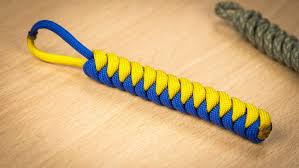 Posted on 11/04/2017 by knotterdecember 12, 2019. How To Make A Paracord Lanyard Diy Coiled Paracord Lanyard