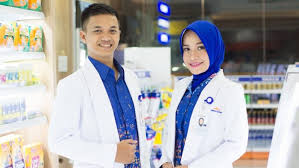 Pembangunan kesehatan sebagai salah satu upaya pembangunan nasional diarahkan guna tercapainya kesadaran, kemauan dan kemampuan untuk hidup sehat bagi setiap penduduk agar terwujud. 100 Contoh Judul Skripsi Farmasi Dalam Berbagai Kasus Rekomended