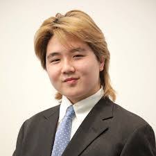 Andrew Rudolph's Instagram, Twitter & Facebook