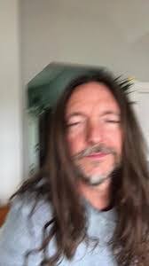 Shawn Farver's Instagram, Twitter & Facebook