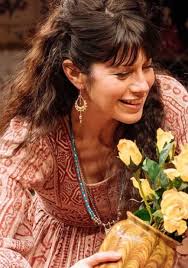 Caroline Catz 🧡 is a British film, television, and theatre actress and  narrator. She is best known for her role as Louisa Glasson in Doc Martin.