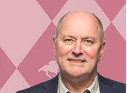 Ross Stevenson signs