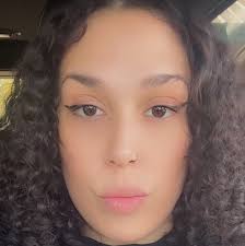 Reaction to Biggie's Outfit and Hairstyle