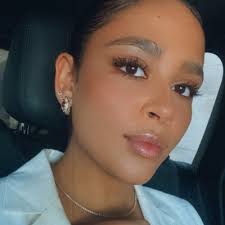 ericka e epstein (@ErickaEE25)