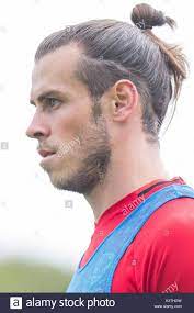 Gareth Bale Hairstyles 2018 Gareth Bale During Wales National Wiwhyvu Hair Styles