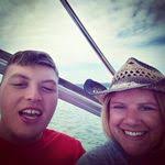 Kate Searfoss's Instagram, Twitter & Facebook