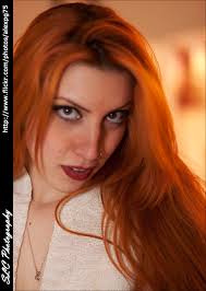 Diana Dean's Instagram, Twitter & Facebook