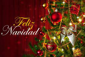 Arbol O Pinito De Navidad Con Muchos Adornos Feliz Navidad Mensajes Feliz Navidad Felicitaciones Navidad