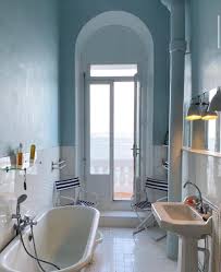 Steffan On Instagram Bathroom In Marseille France Photographed By Piloulq C O Jacquemus Bathroom Bath Sunday Interiors Artdirection Setdesign I 2020