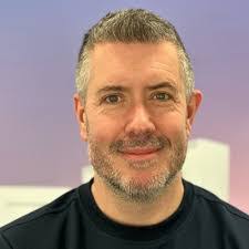 Dan Botten's Instagram, Twitter & Facebook