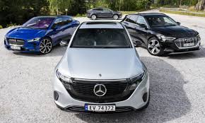 Fire Kjemper I Kamp De Fire Store Suv Modellene Hvilken Gar Billigst Lengst Og Lader Raskest Foto Fred Magne Skillebaek Suv Mercedes Benz Audi