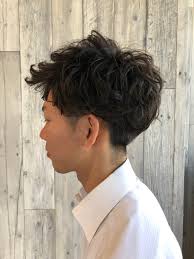 メンズパーマ ビジネスシーンにも なメンズ向け最新ヘアカタログ hair メンズ パーマ メンズ パーマ ビジネス パーマ