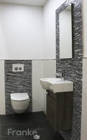 Kleine Gaste Wc Losung Weisse Wandfliese Topcoll Gaste Kleine Losung Toilets Topcoll Wandfliese Wc Idee Toilettes Toilette Design Idee Salle De Bain