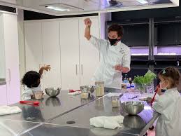It came to the founders attention whilst working as a chef that people enjoyed food but didn't always appreciate the simplicity of cooking. Who Will Be The Next Generation Of Chefs We Found Them At The Little Kitchen Academy Thefastnewz