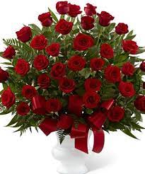 A Memorable Rose Bouquet Funeral Flower Arrangements Rose Floral Arrangements Red Rose Arrangements