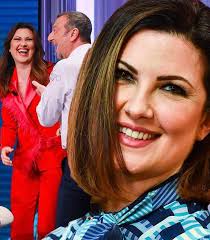 Da bambina guardavo la tv e sognavo di diventare come Heather Parisi,  Lorella Cuccarini o Alessandra Martines. Il mio primo lavoro in Rai risale  al 1996, Unomattina Estate. Dopo il successo della