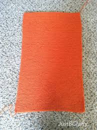 You will need a knitting loom, yarn of an appropriate weight for the loom, a loom tool and scissors. Easy Knit Pillow Cover Loom Knit Central