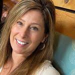 Karen Preiss's Instagram, Twitter & Facebook