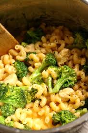 I love using bow tie pasta in this recipe, but macaroni, rotini, penne, shells, etc. Instant Pot Broccoli Chicken Mac And Cheese 365 Days Of Slow Cooking And Pressure Cooking