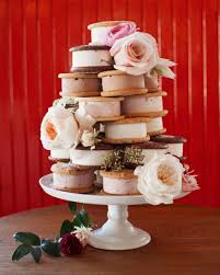 This Is How You Do Ice Cream Cake On Your Wedding Day Cream Wedding Cakes Ice Cream Wedding Wedding Cake Alternatives