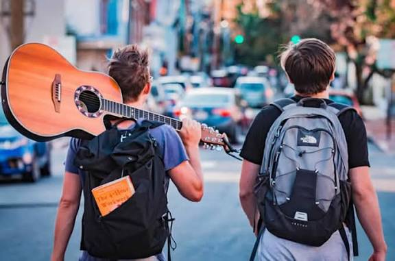 Find Your Perfect Travel Buddy: A No-Stress Guide to Shared Adventures - The Digital Nomad Asia