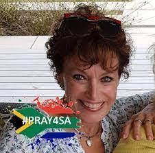 Lynne Grubb's Instagram, Twitter & Facebook